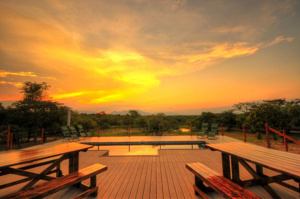 Cheetah Paw Eco Lodge Guernsey Nature Reserve Exterior foto